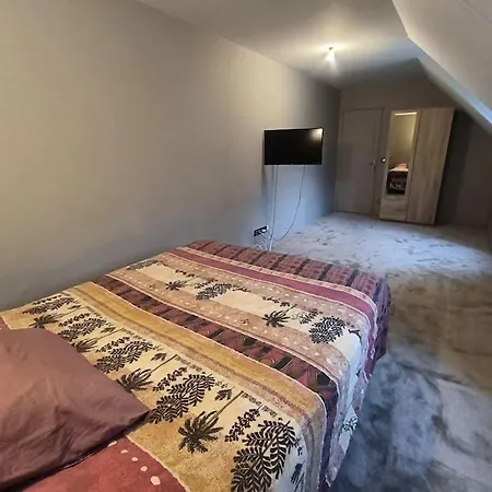 Maison Familiale Avec Piscine Proche Paris - Jo 24 Gouvieux